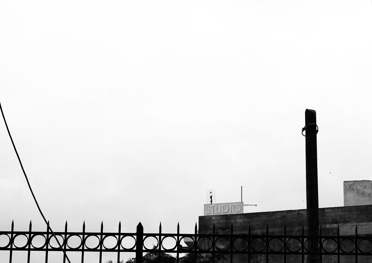 Violence and Legality/ Βία και&nbsp;Νομιμότητα